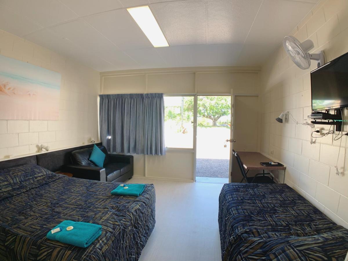 Tropical City Motor Inn Ayr Exteriör bild