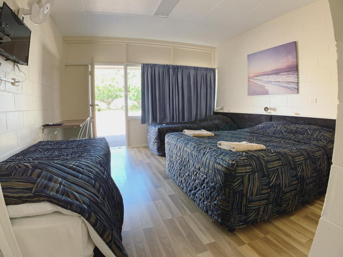 Tropical City Motor Inn Ayr Exteriör bild